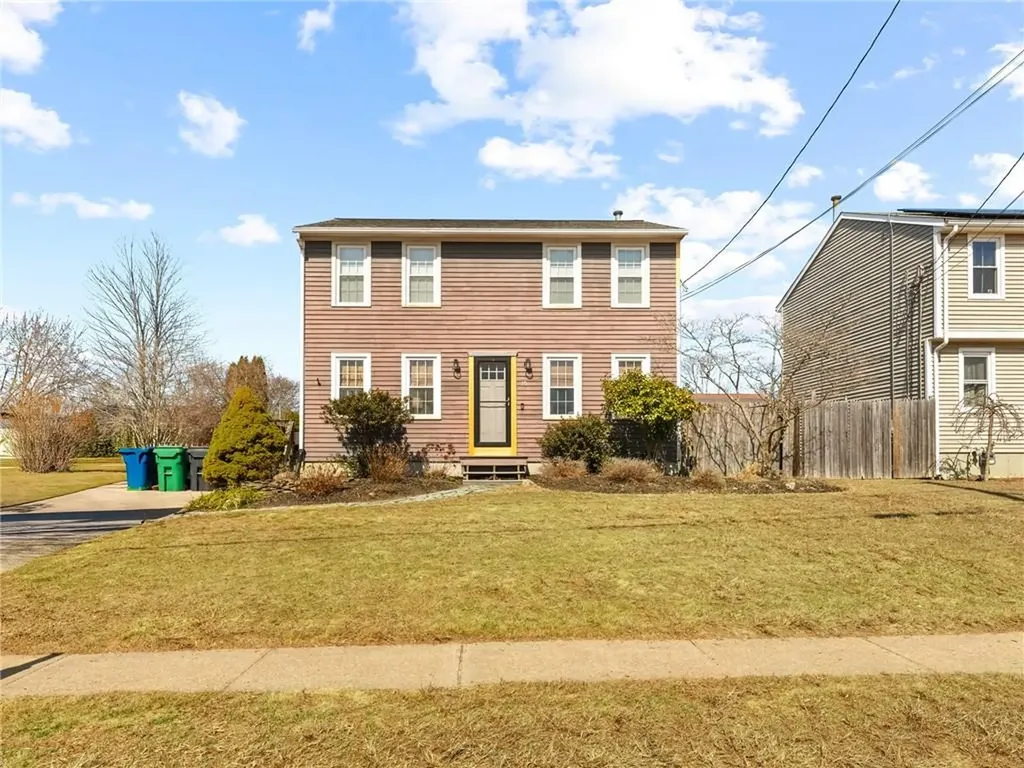 15 Sarah Lane Warwick RI 02889