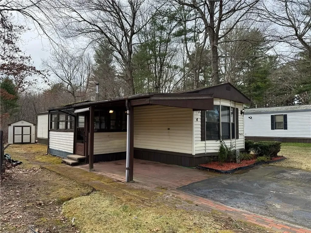4 Freedom Way Coventry RI 02816
