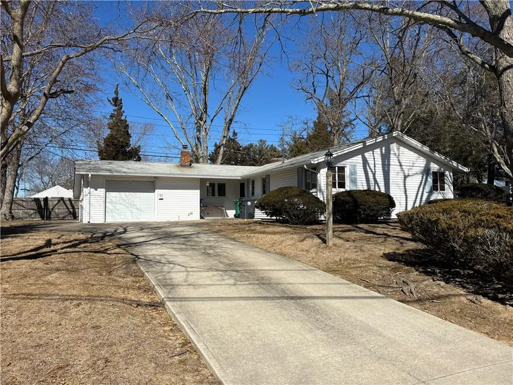 120 Aspinet Drive Warwick RI 02888