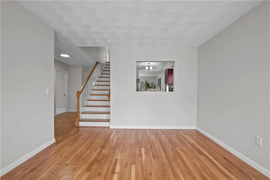 11 Eastward Drive Lincoln RI 02865