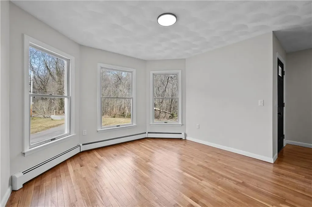 11 Eastward Drive Lincoln RI 02865