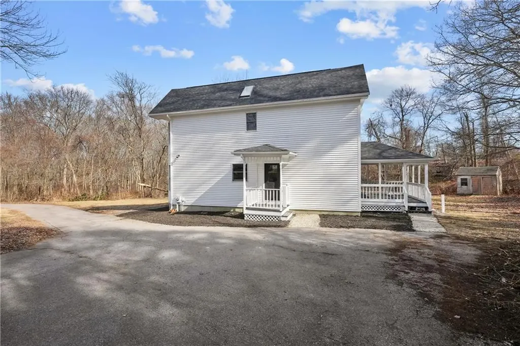 11 Eastward Drive Lincoln RI 02865