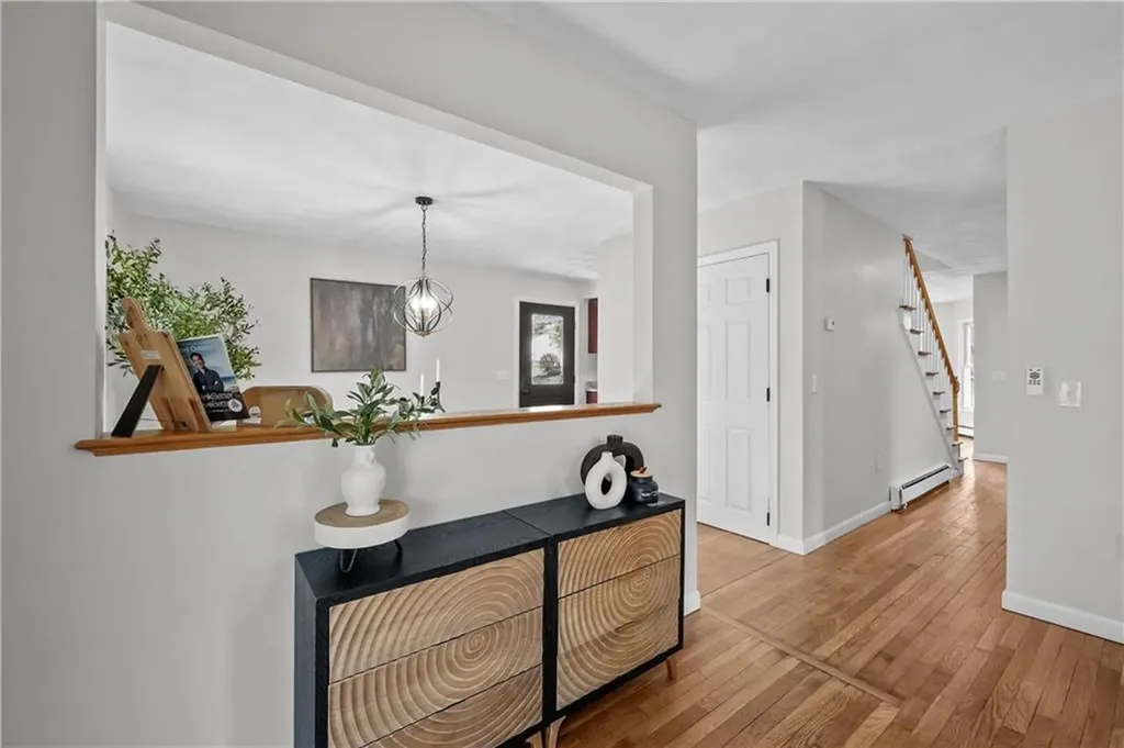 11 Eastward Drive Lincoln RI 02865