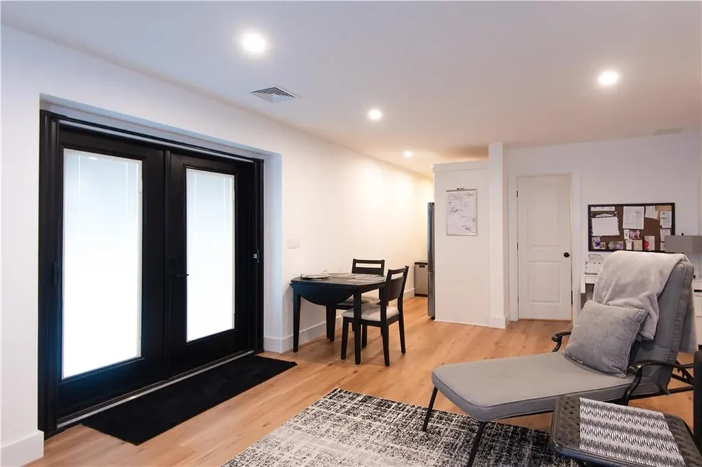 63 Bancroft Drive Portsmouth RI 02871