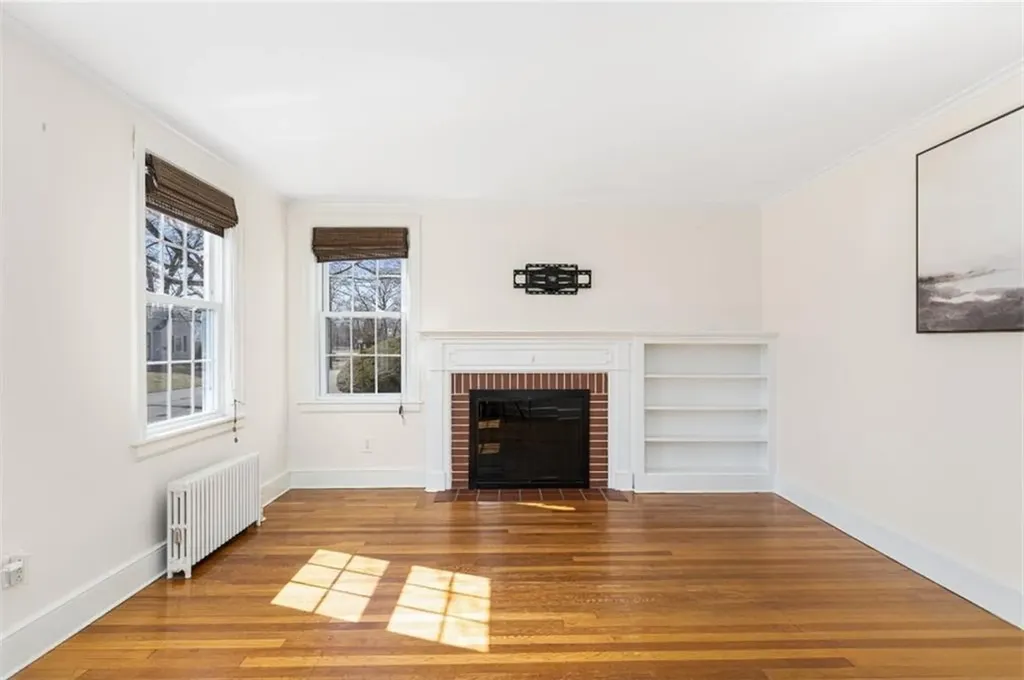 15 Willing Avenue Warwick RI 02888