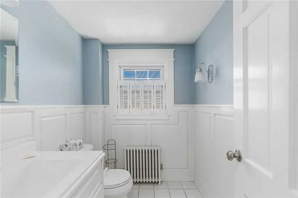 15 Willing Avenue Warwick RI 02888