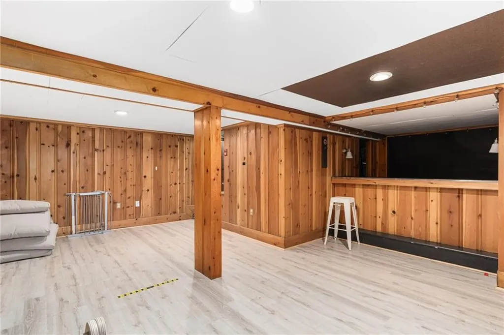 15 Willing Avenue Warwick RI 02888