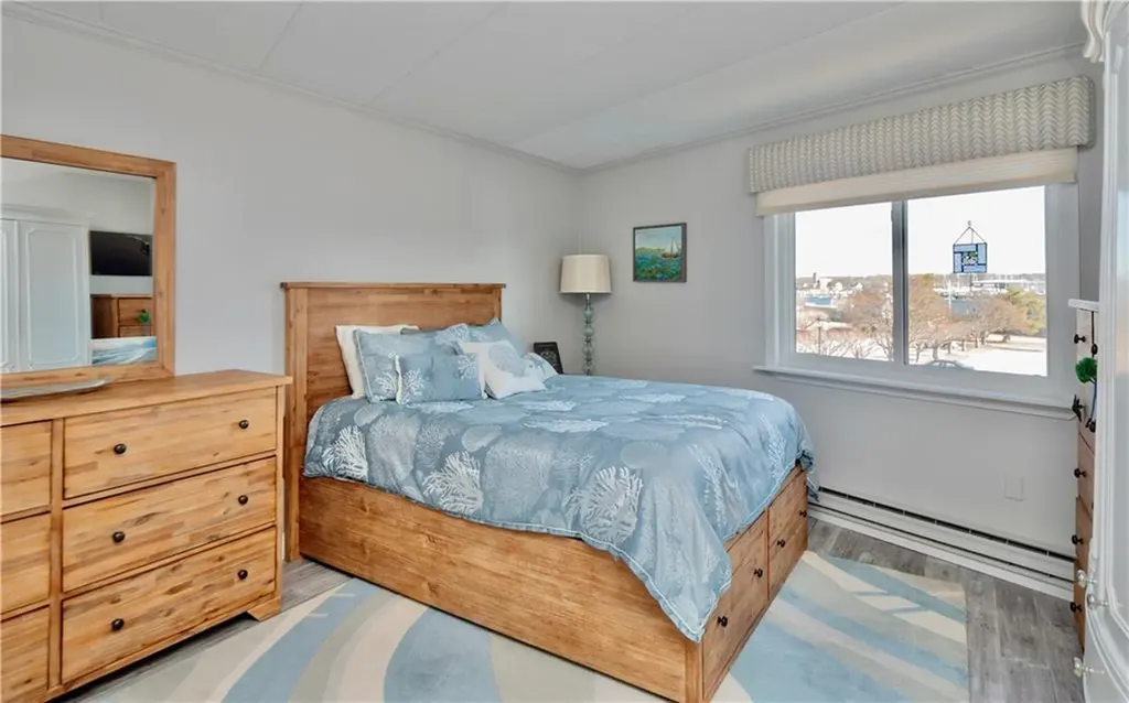 1202 Capella South Newport RI 02840