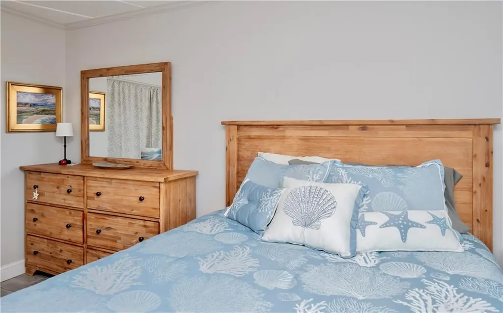 1202 Capella South Newport RI 02840