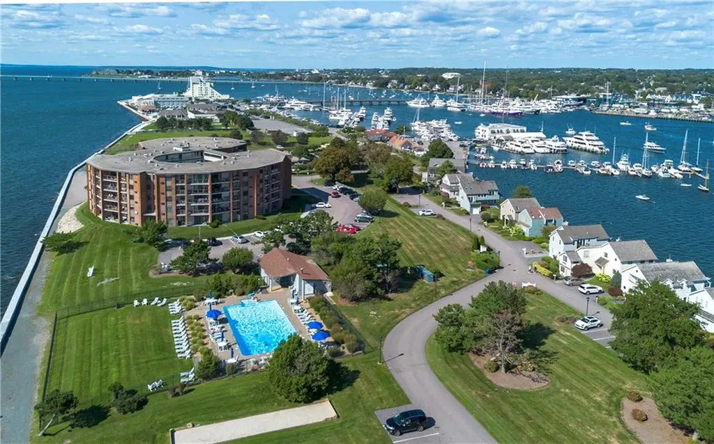 1202 Capella South Newport RI 02840