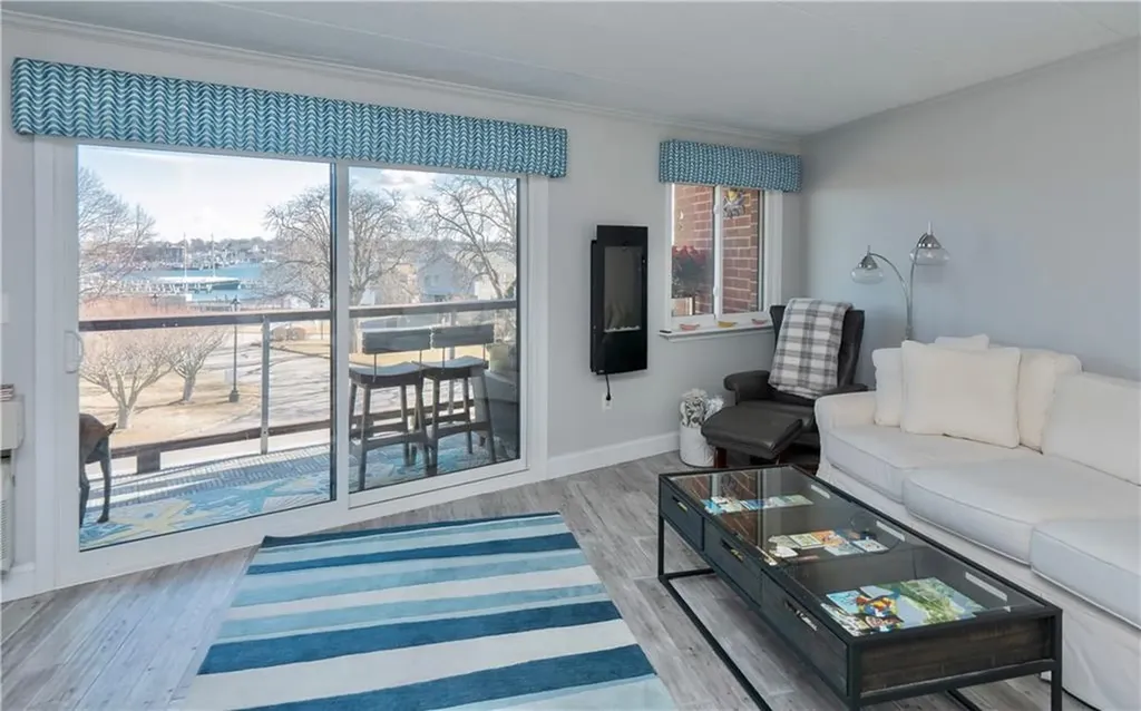 1202 Capella South Newport RI 02840