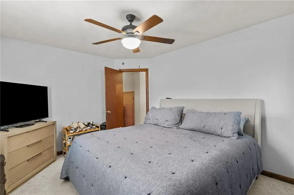 190 Gladstone Street Cranston RI 02920