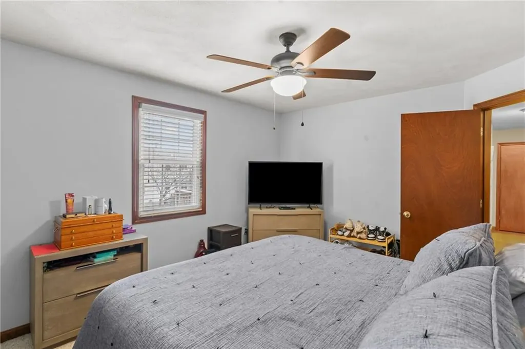 190 Gladstone Street Cranston RI 02920