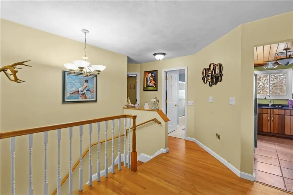 190 Gladstone Street Cranston RI 02920