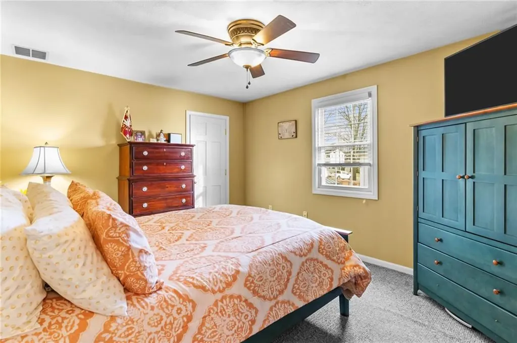 190 Gladstone Street Cranston RI 02920