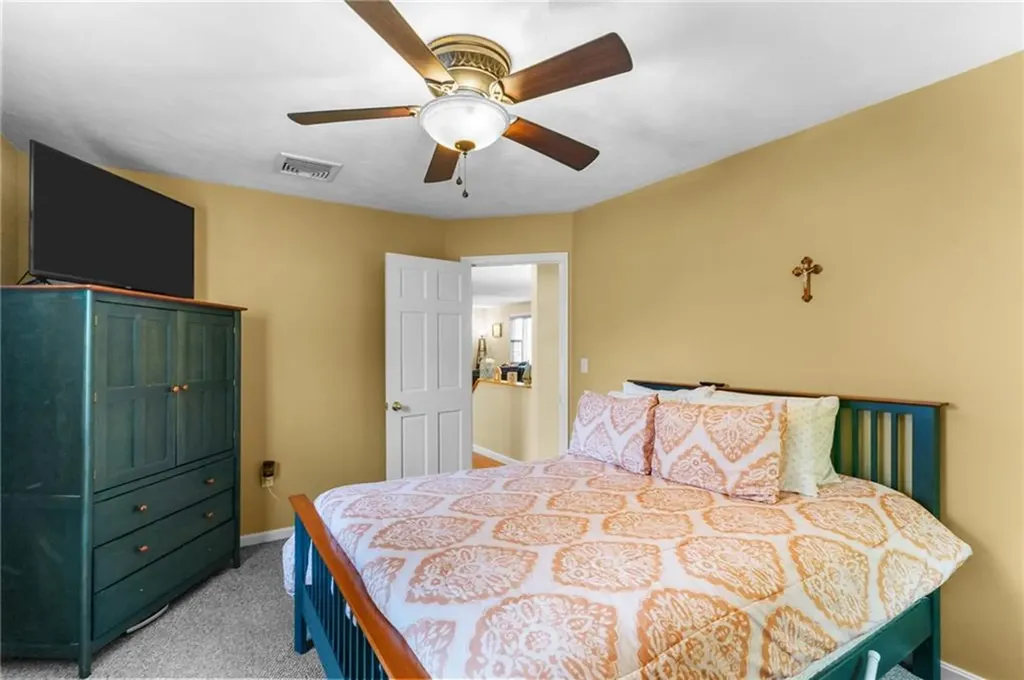 190 Gladstone Street Cranston RI 02920