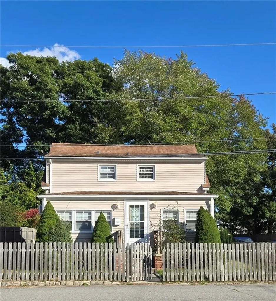 26 May Avenue Warwick RI 02889