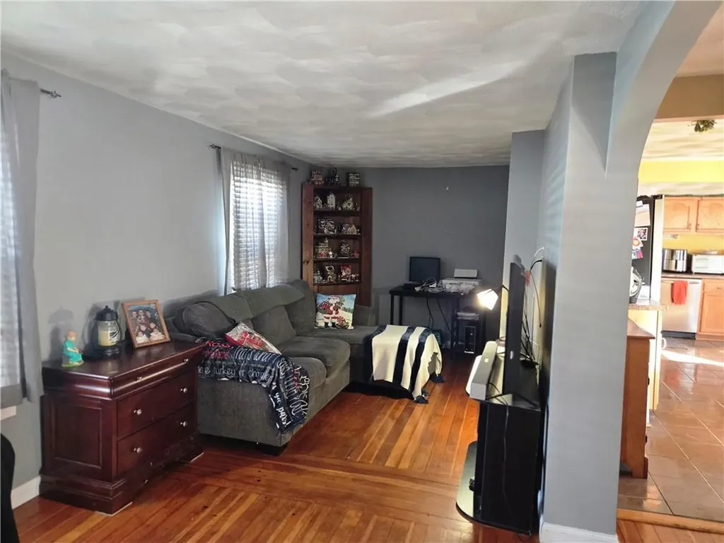 26 May Avenue Warwick RI 02889