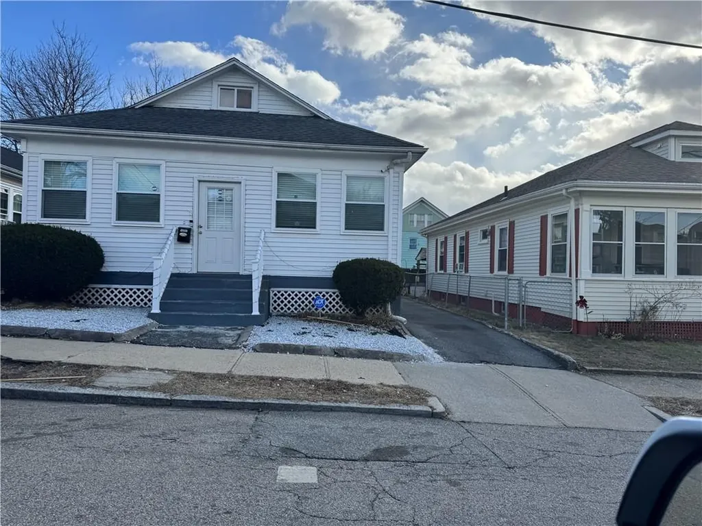 38 Montrose Street Providence RI 02908
