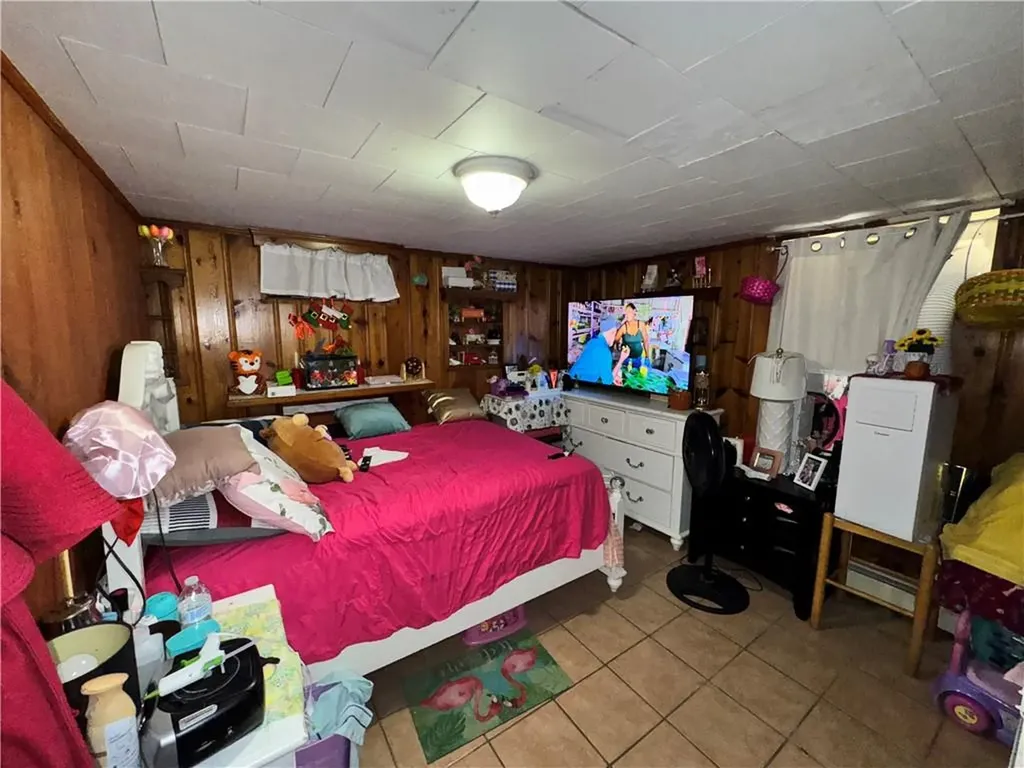 38 Montrose Street Providence RI 02908