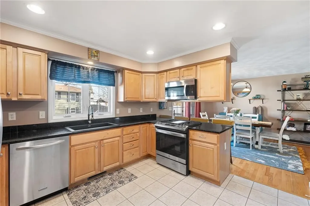 151 Teakwood Drive Warwick RI 02886