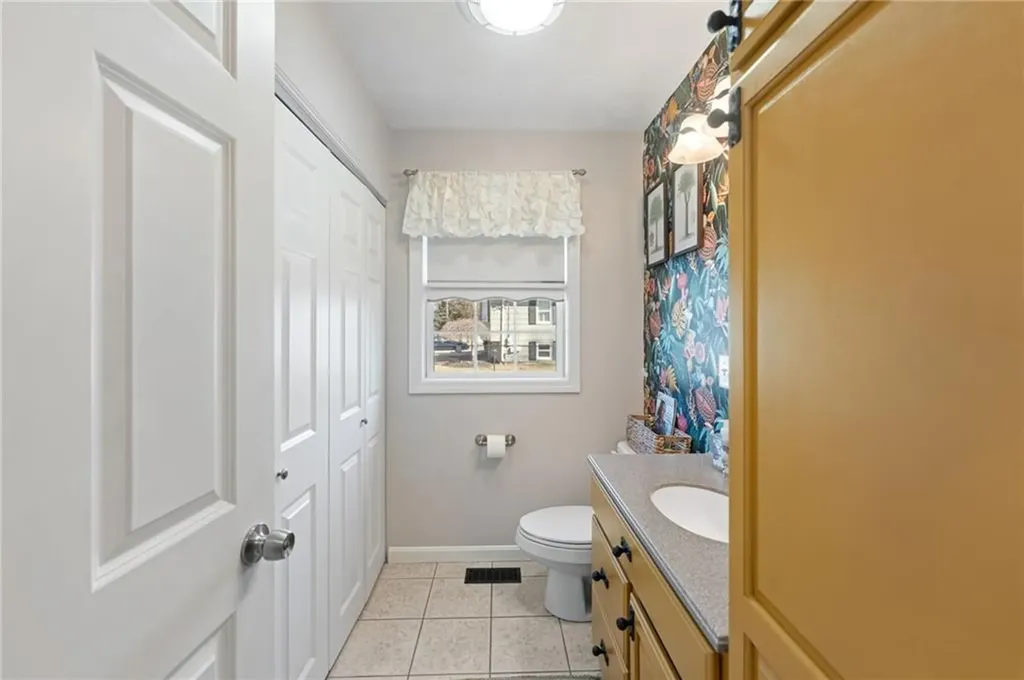 151 Teakwood Drive Warwick RI 02886