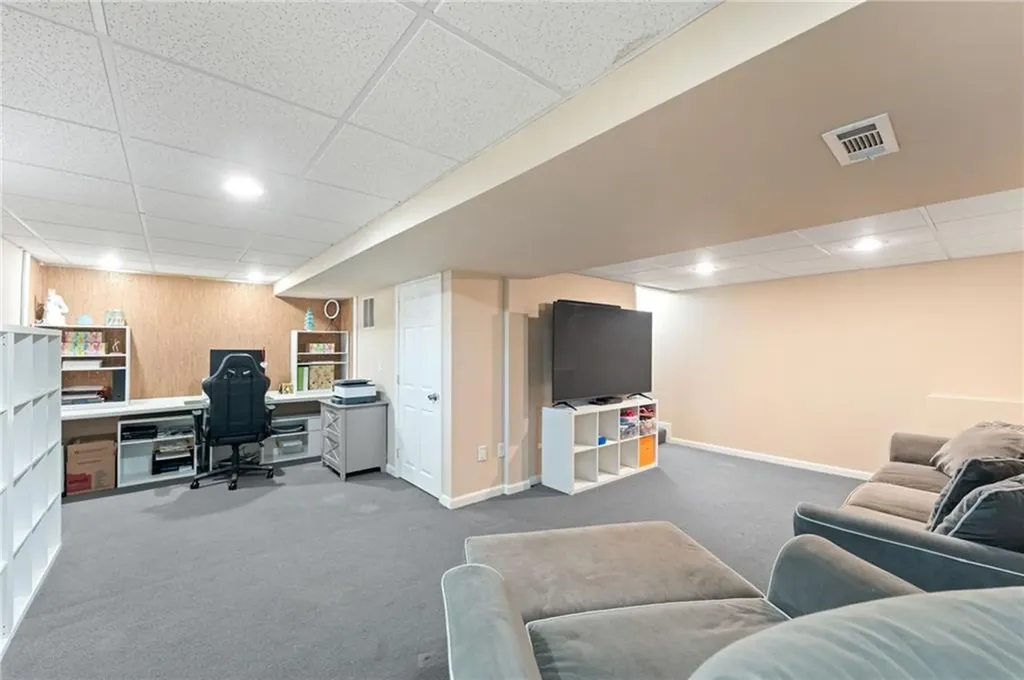 151 Teakwood Drive Warwick RI 02886