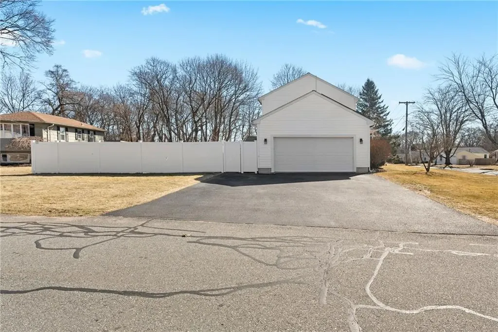 151 Teakwood Drive Warwick RI 02886