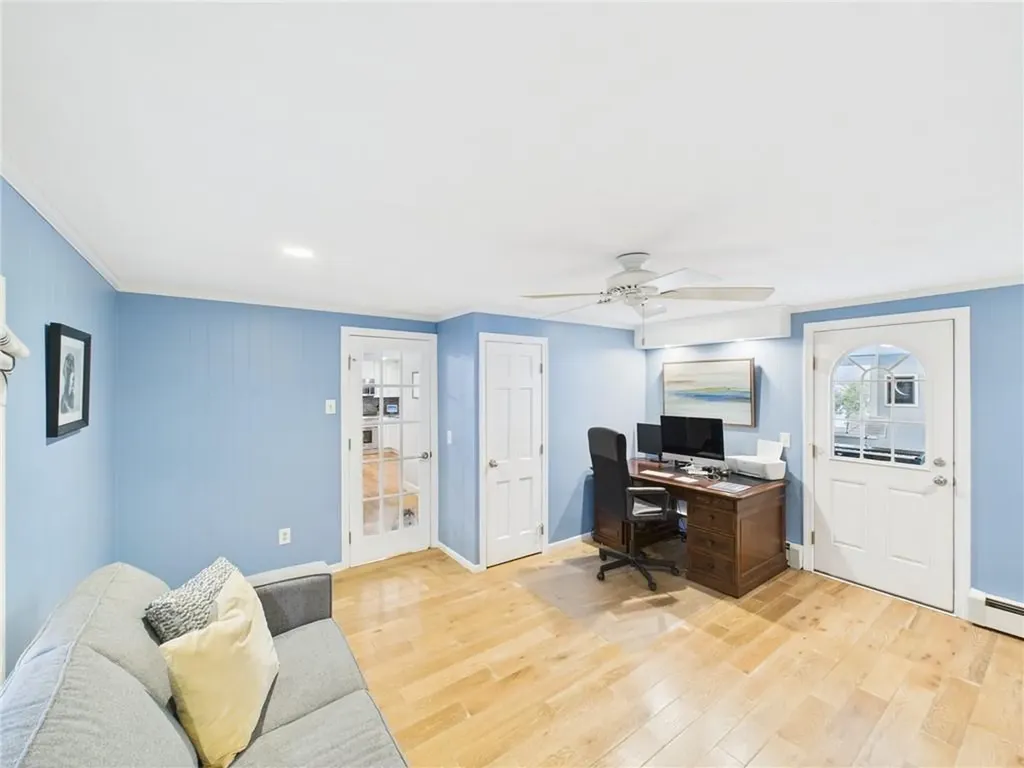 17 Meadowbrook Drive Barrington RI 02806