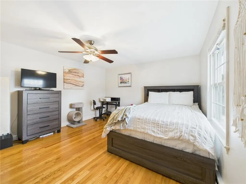 17 Meadowbrook Drive Barrington RI 02806