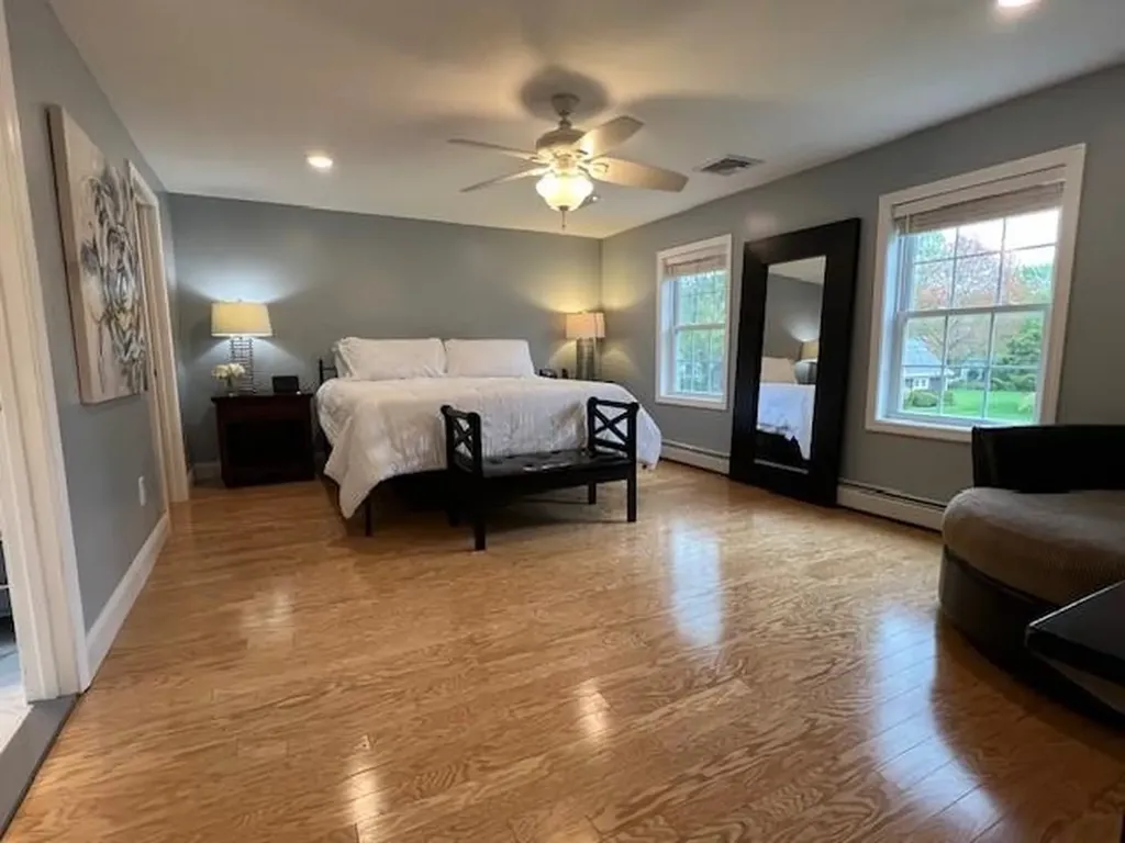 17 Meadowbrook Drive Barrington RI 02806