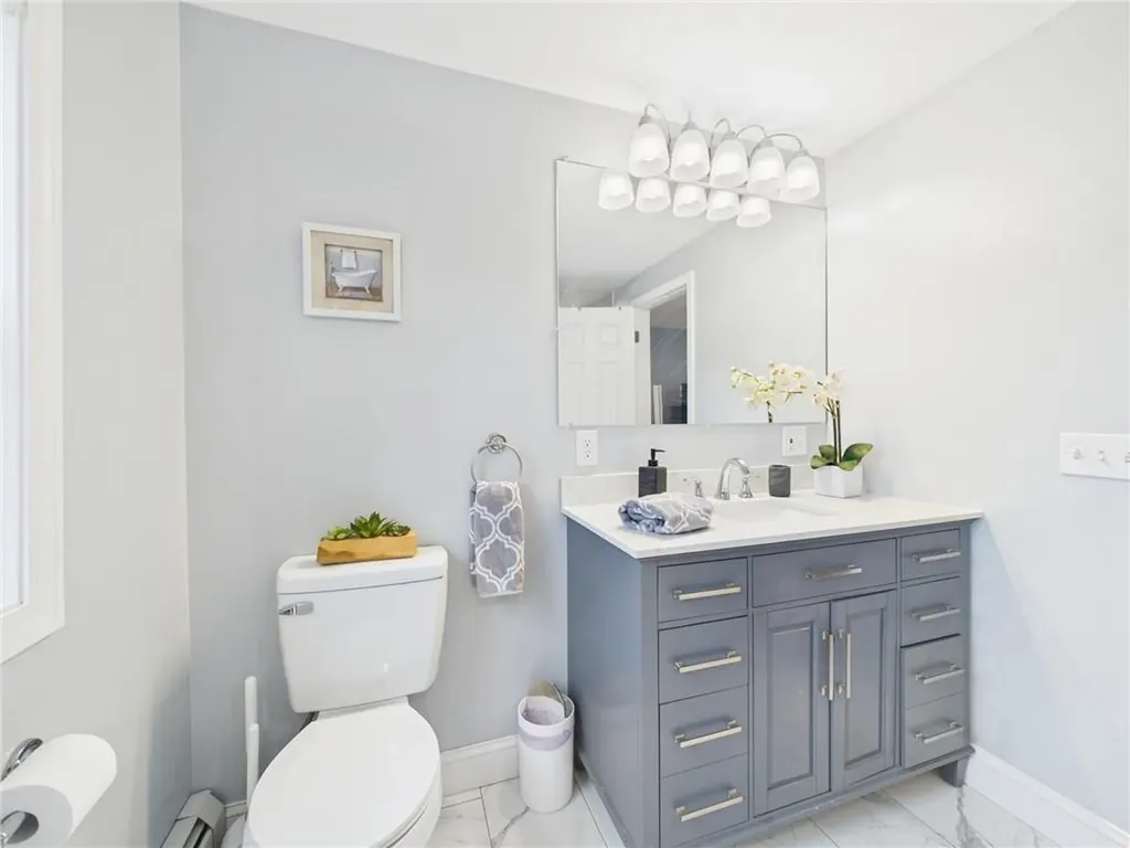 17 Meadowbrook Drive Barrington RI 02806