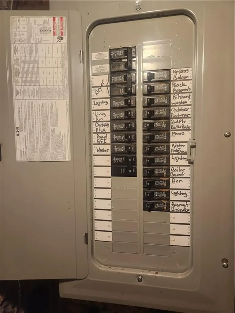 24 King Street Warwick RI 02886