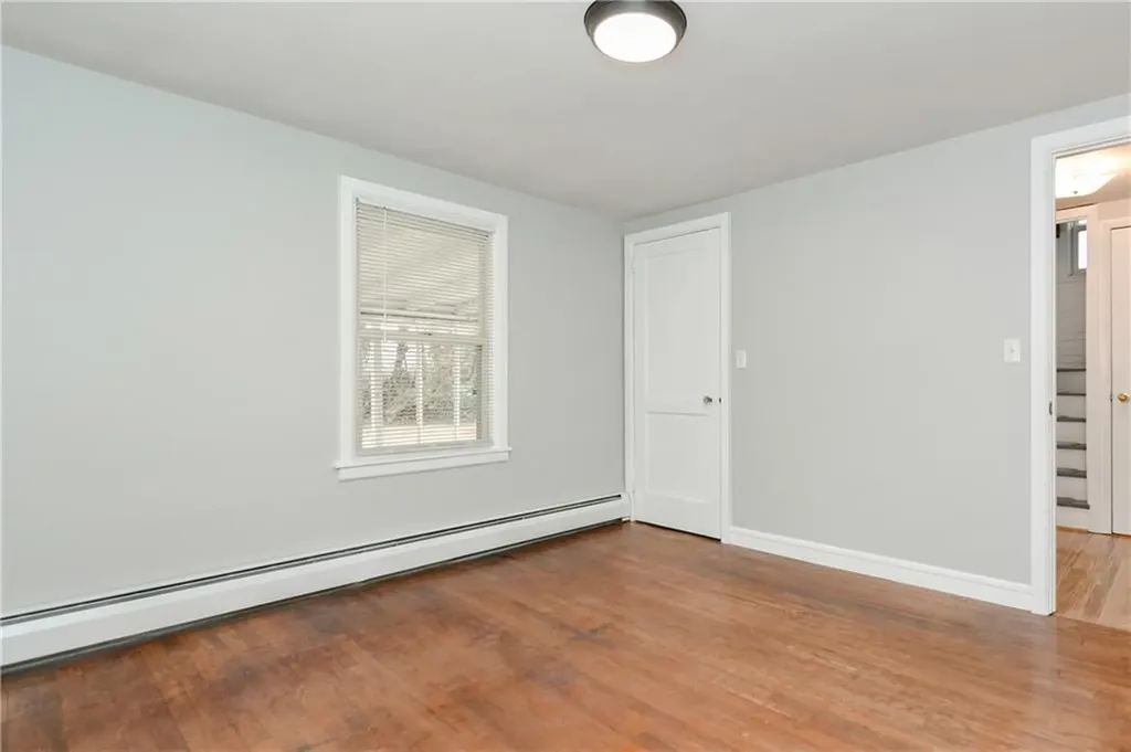 409 Chapmans Avenue Warwick RI 02886