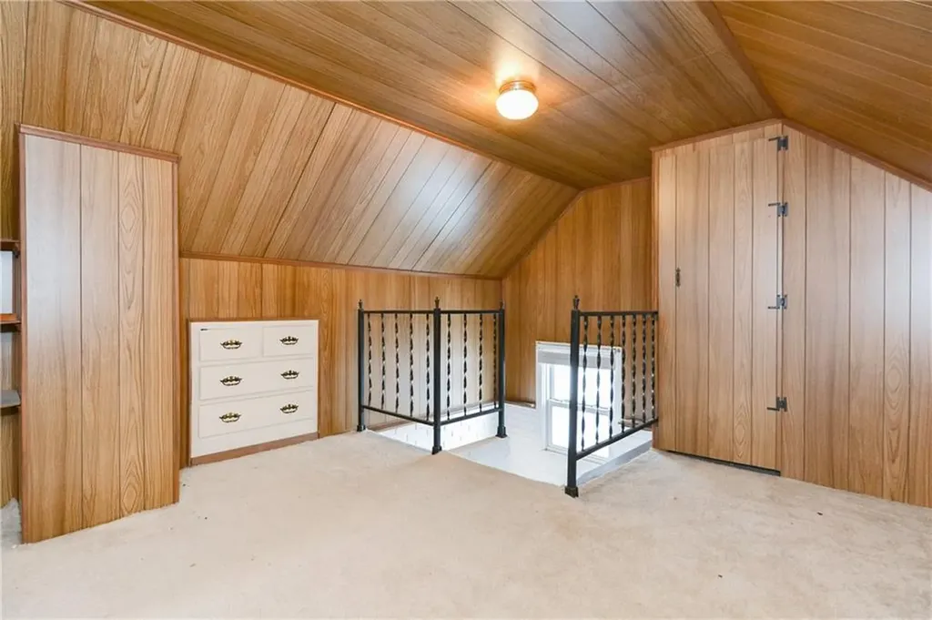 409 Chapmans Avenue Warwick RI 02886