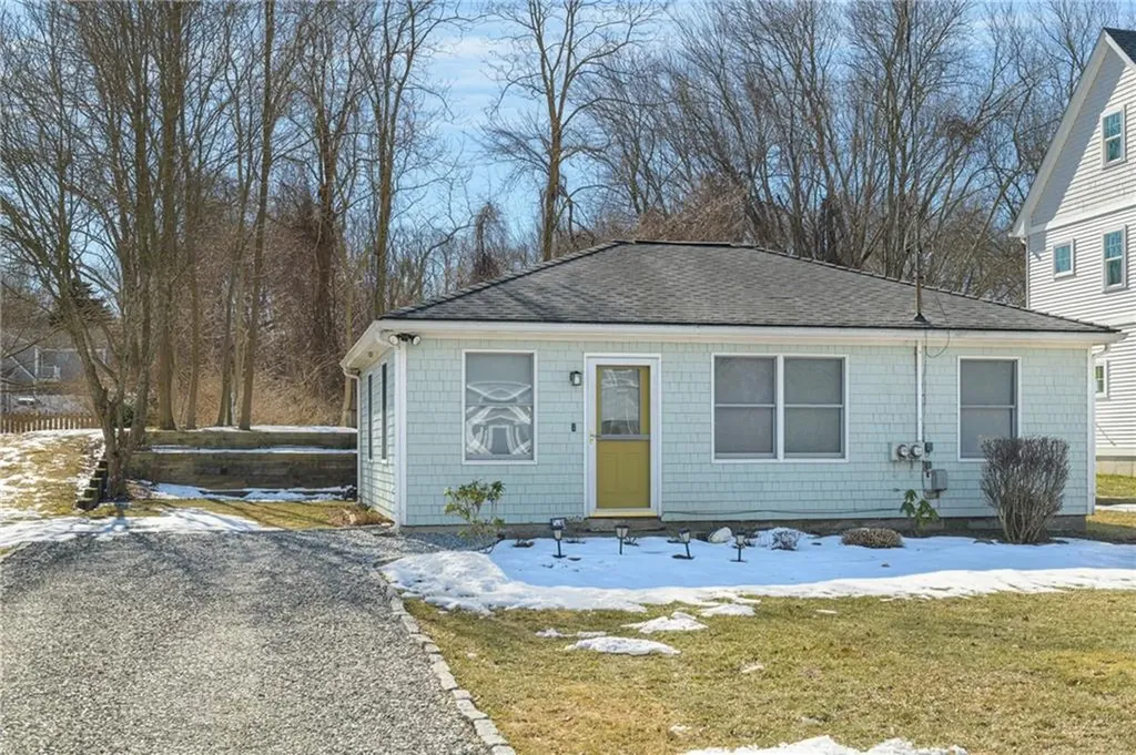 63 Buoy Street Jamestown RI 02835