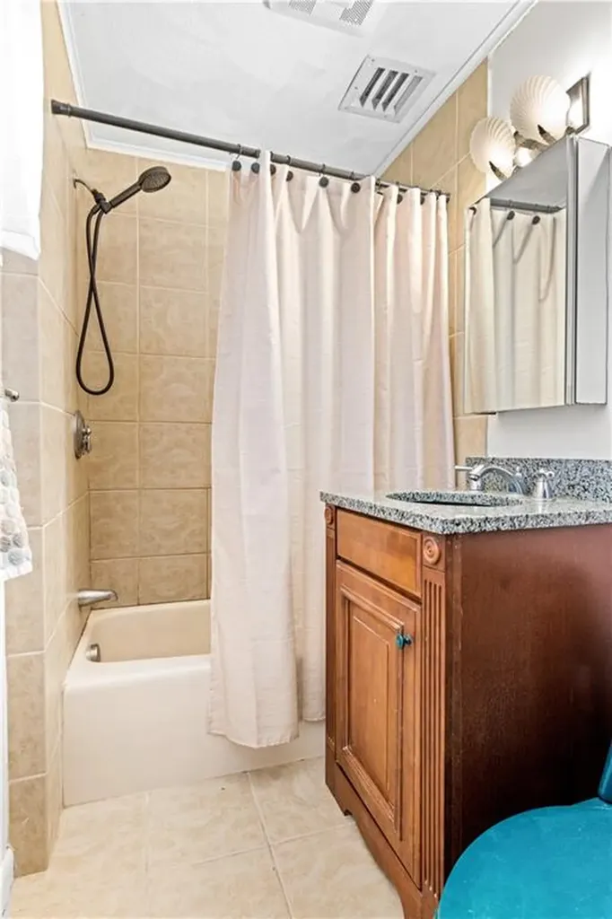 63 Buoy Street Jamestown RI 02835