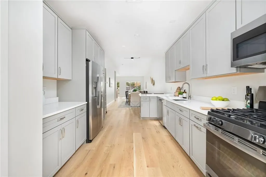 3 West Valley Circle West Warwick RI 02893