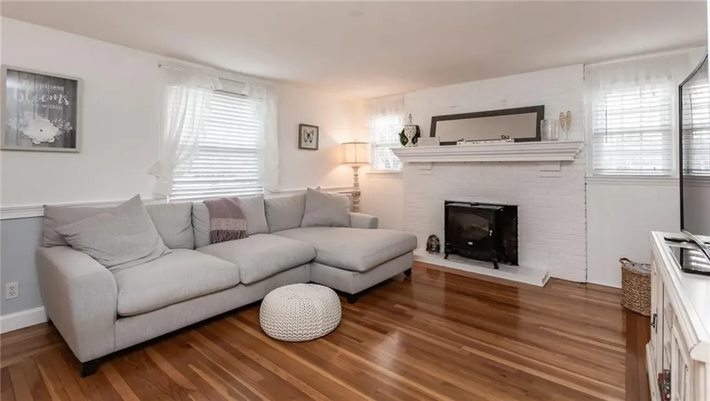 169 Pilgrim Parkway Warwick RI 02888