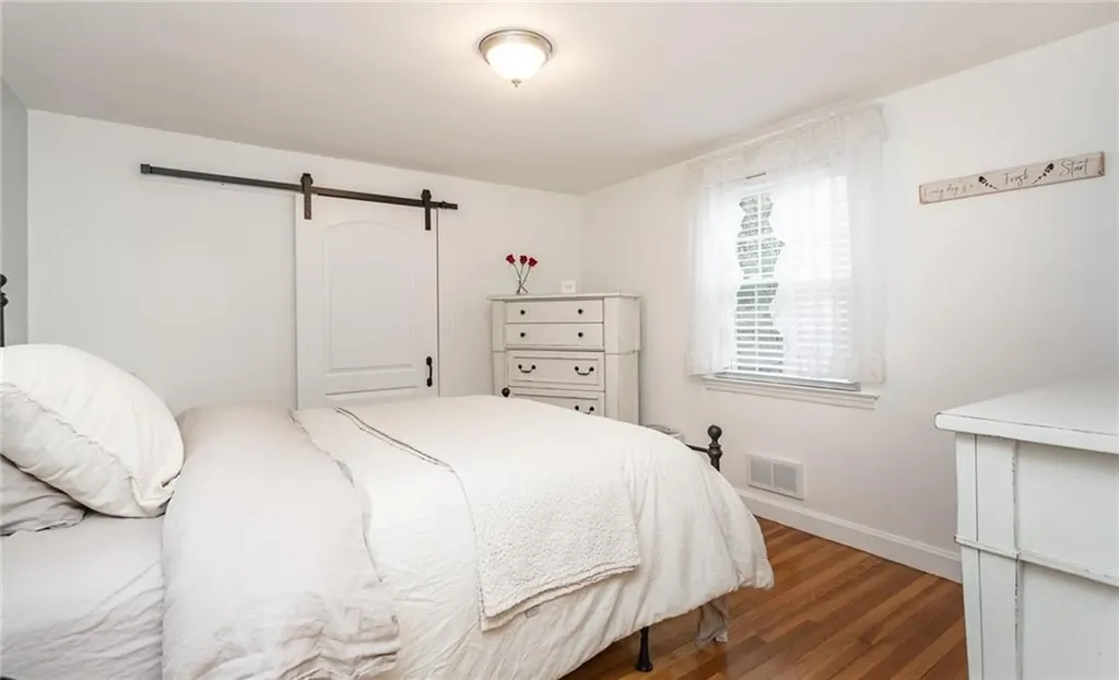 169 Pilgrim Parkway Warwick RI 02888