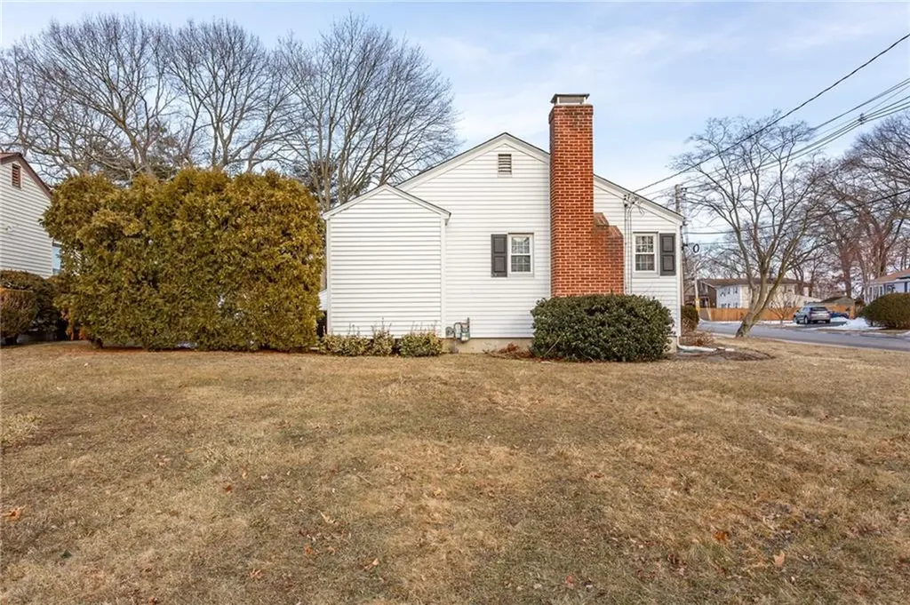 169 Pilgrim Parkway Warwick RI 02888