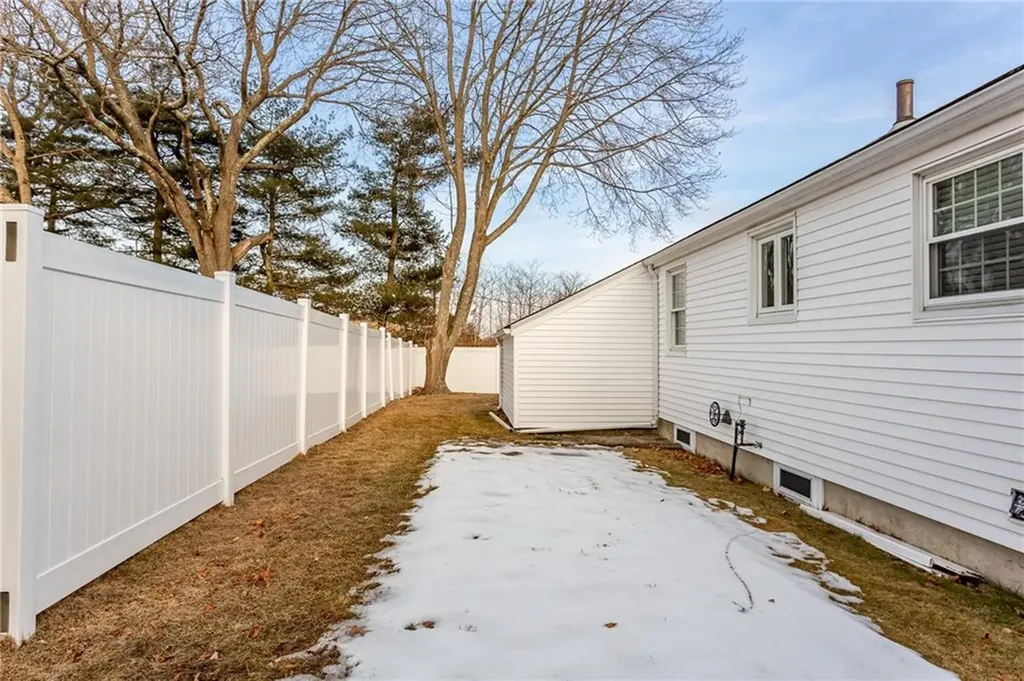 169 Pilgrim Parkway Warwick RI 02888