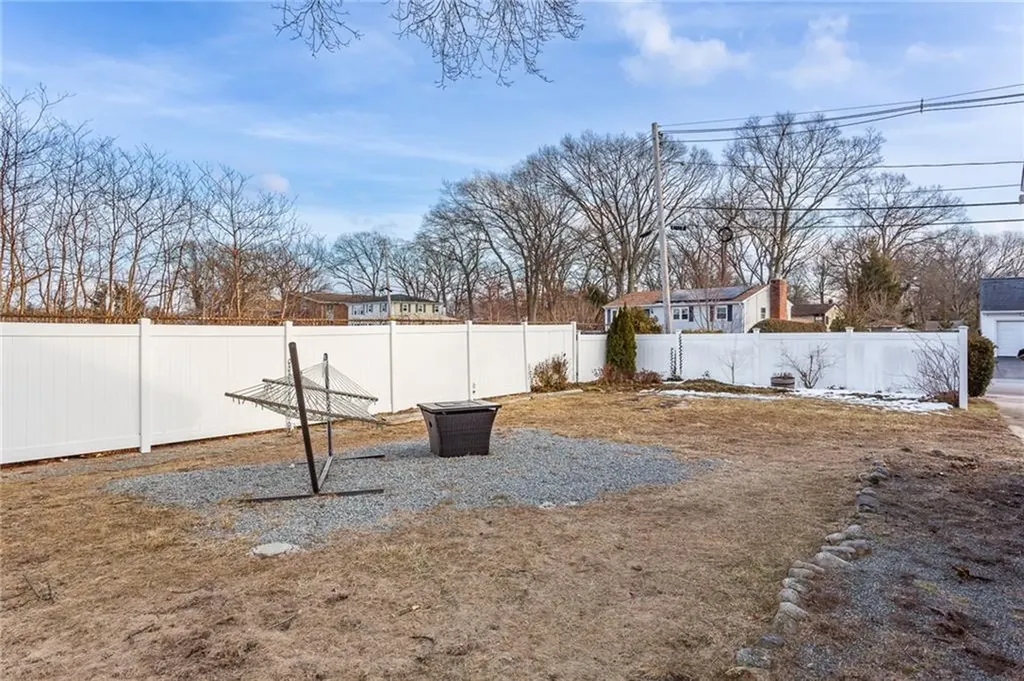 169 Pilgrim Parkway Warwick RI 02888