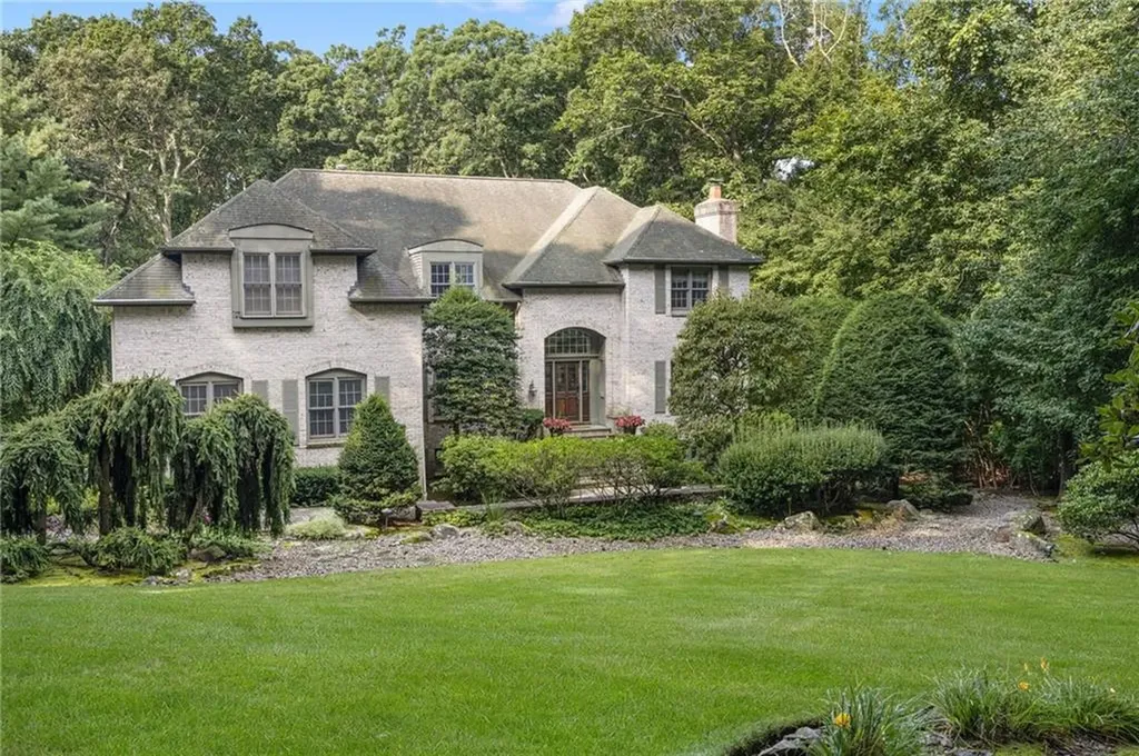 130 Joseph Court Warwick RI 02886