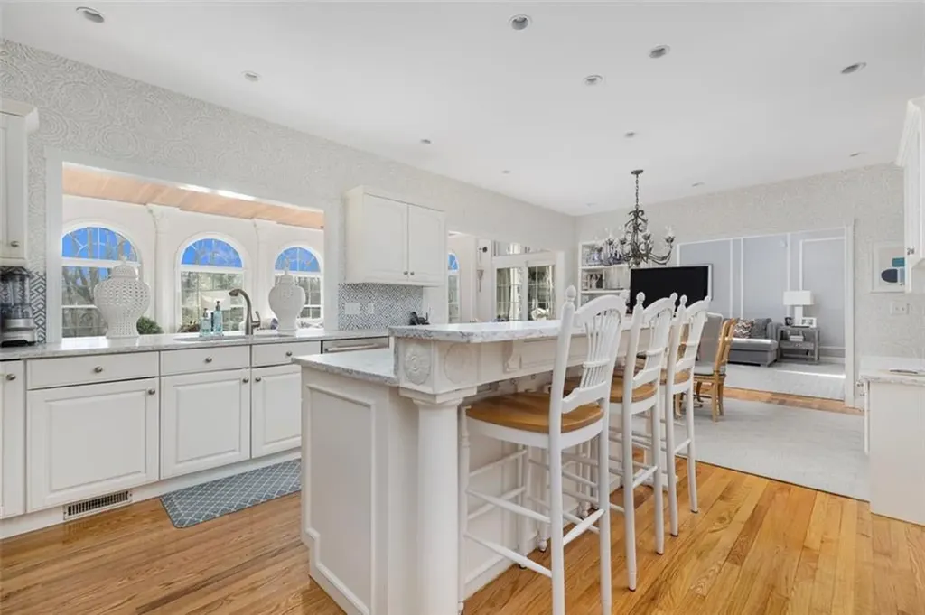 130 Joseph Court Warwick RI 02886