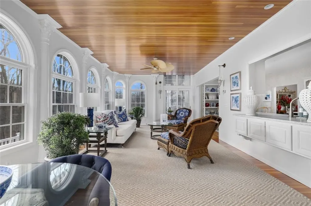 130 Joseph Court Warwick RI 02886