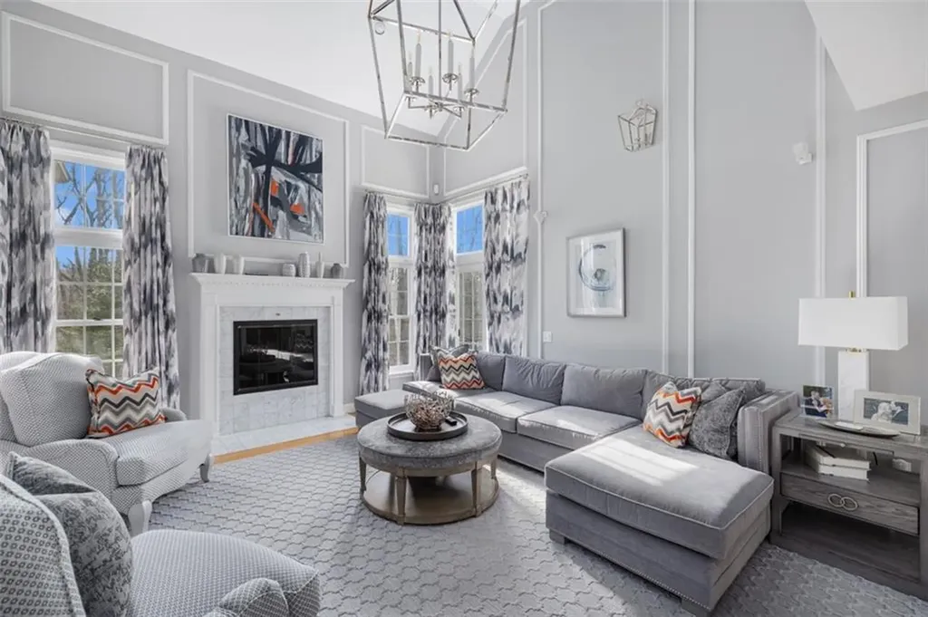 130 Joseph Court Warwick RI 02886