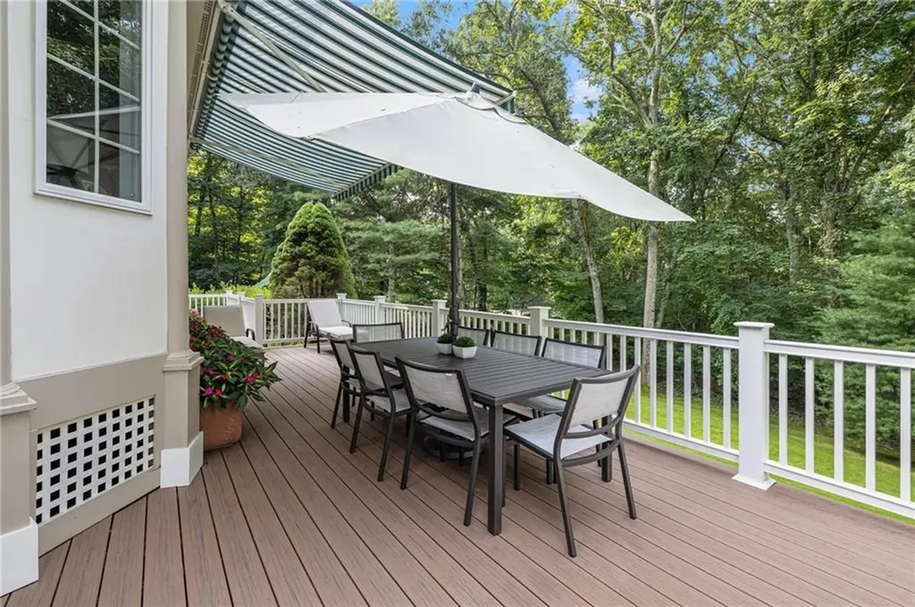 130 Joseph Court Warwick RI 02886
