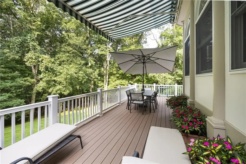 130 Joseph Court Warwick RI 02886