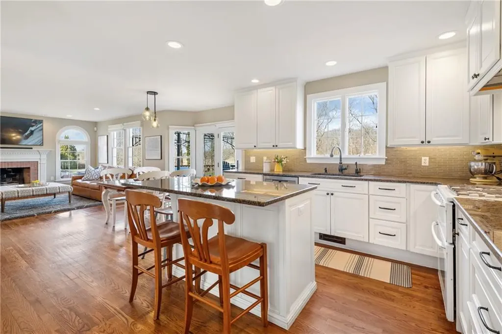 70 West Passage Drive Portsmouth RI 02871